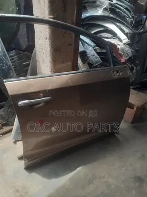 Toyota Venza Door 2012