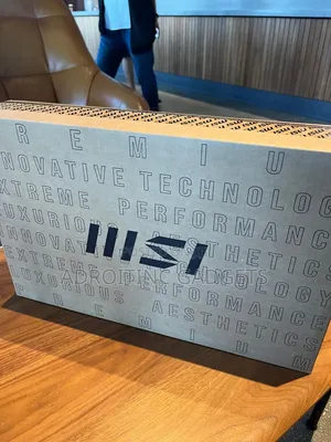 New Laptop MSI Katana 15 16GB Intel Core i7 SSD 1T