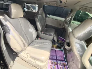Toyota Sienna Limited 7 Passenger 2012 Black