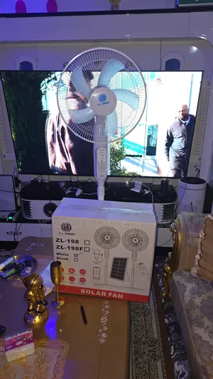 Zl Shidai Solar Fan With 25w Solar Panels