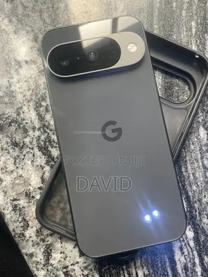 Google Pixel 10 128 GB Gray