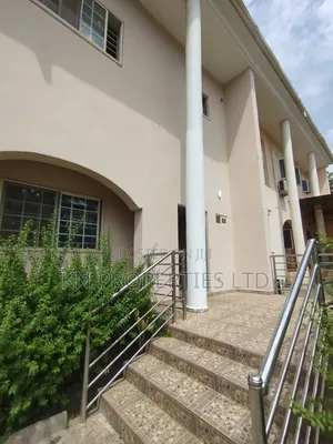 3bdrm Duplex in Apo District for rent