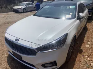 Kia Cadenza Premium 2017 White