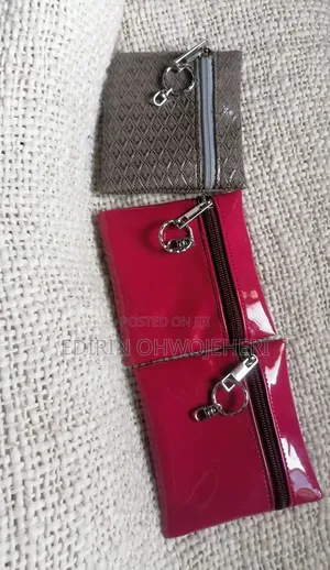 Stylish Souvenir Small Purse for Events