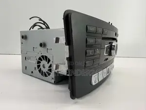 2013-2015 Mercedes X166 Gl450-Gl550 Radio Navigation Receiver Head.