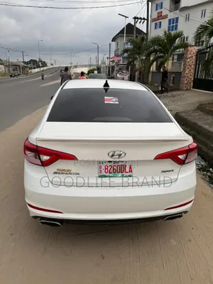 Hyundai Sonata Limited 4dr Sedan (2.4L 4cyl 6A) 2015 White