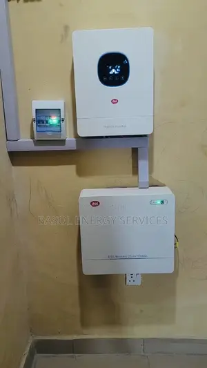 4kva Hybrid Inverter With 2.5kwh/6 Panels With Installations