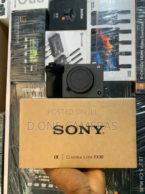 Sony Fx30 Digital Cinema Line Camera ( Body )