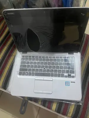 Laptop HP EliteBook 820 G3 8GB Intel Core i5 SSD 256GB