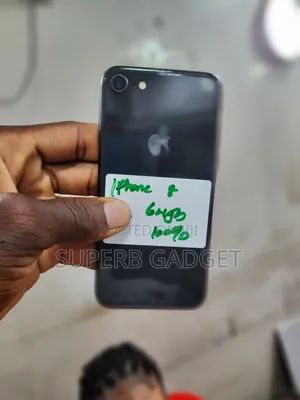 Apple iPhone 8 64 GB Black
