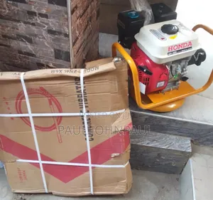 Poker Vibrator Machine With Honda Engine