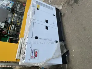 Perkins 15kva Soundproof Diesel Generatorr With 2years Warranty