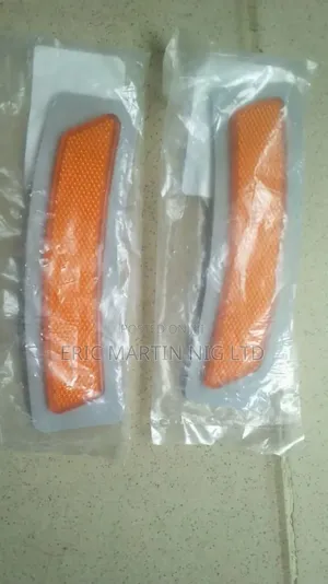 Set of Front Bumper Reflector BMW 2018 Model