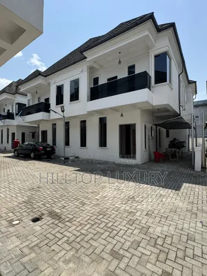 4bdrm Duplex in Lekki Expressway for sale