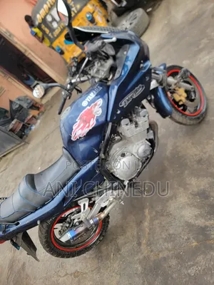 Yamaha 2004 Blue