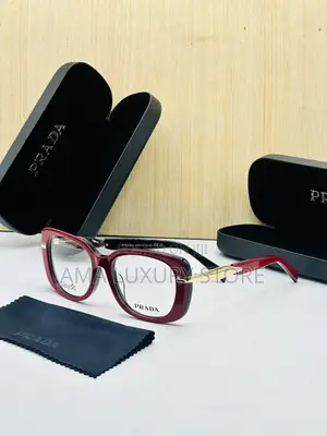 Prada Luxury Transparent Woo Glasses