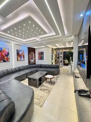3-Bedroom Shortlet With Swimming Pool