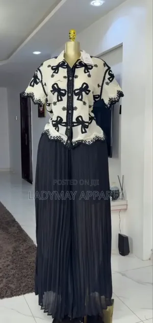 Premium Unique 2piece at Ogudu Ikeja Area. Perfect for All Occasion.