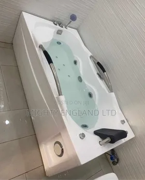 Single-Person Acrylic Massage Jacuzzi Bathtub