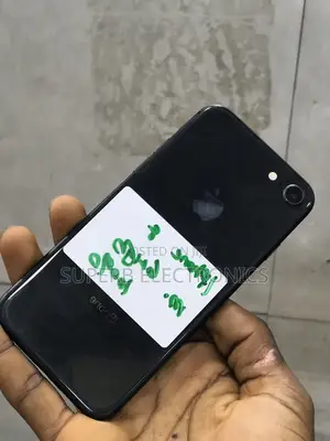 Apple iPhone 8 64 GB Black
