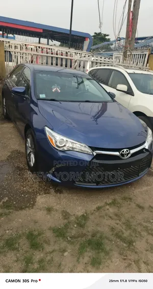 Toyota Camry XSE 4dr Sedan (2.5l 4cyl 6A) 2016 Blue