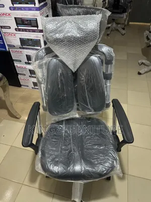 A Black Executive Office Kidney Chair
