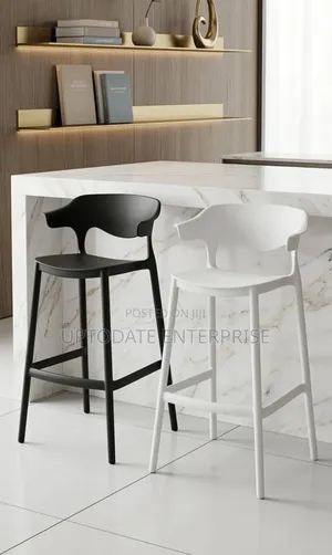 Light Weight Bar Stool