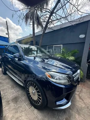 Mercedes-Benz GLE-Class 2016 Blue