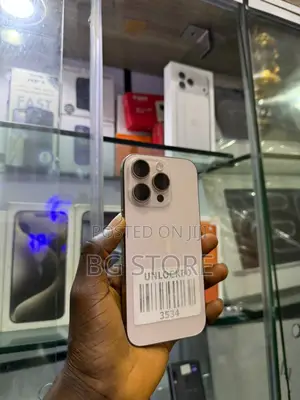 Apple iPhone 16 Pro 256 GB Gold