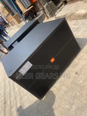 JBL Double Subwoofer Speaker