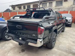 Toyota Tacoma 2021 Black