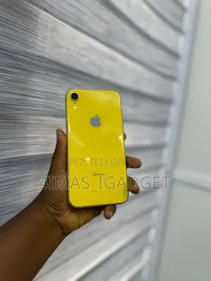 Apple iPhone XR 64 GB Yellow