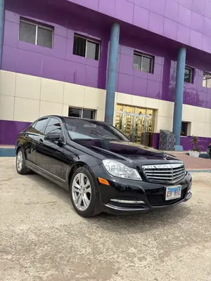 Mercedes-Benz C300 Sport 4Matic Sedan AWD (3.5L 6cyl 7A) 2013 Black