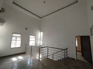 5bdrm Duplex in Apo District for rent