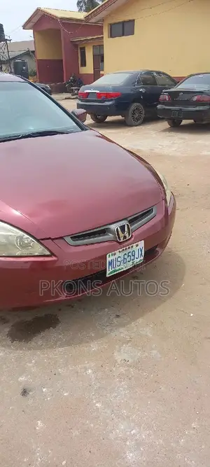 Honda Accord 2005 Red