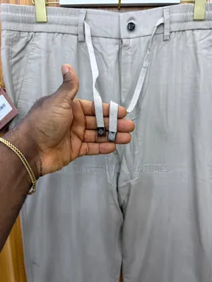 *Brand New Loro Piana 100% Linen Pants*