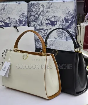 Classic Versse Handbags