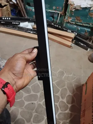 18 W Magnetic Flood Light