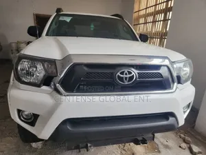 Toyota Tacoma 4dr Double Cab 5.0 ft. SB (2.7L 4cyl 4A) 2015 White