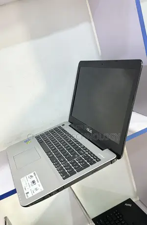 Laptop Asus X555LJ 12GB Intel Core i7 SSD 256GB