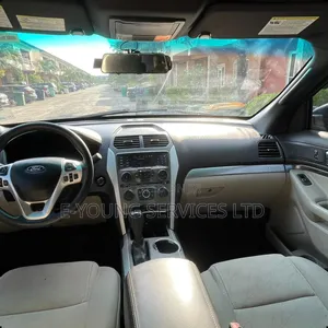 Ford Explorer 2013 Black