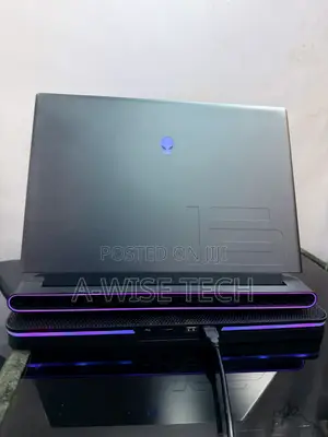 Laptop Dell Alienware M16 r1 16GB Intel Core i9 SSD 1T