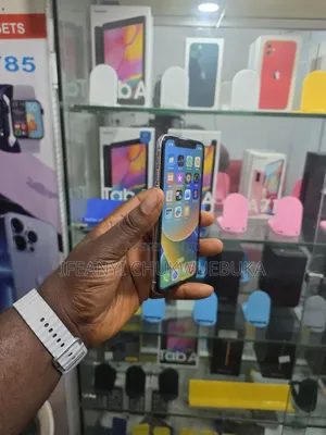 Apple iPhone X 64 GB Silver