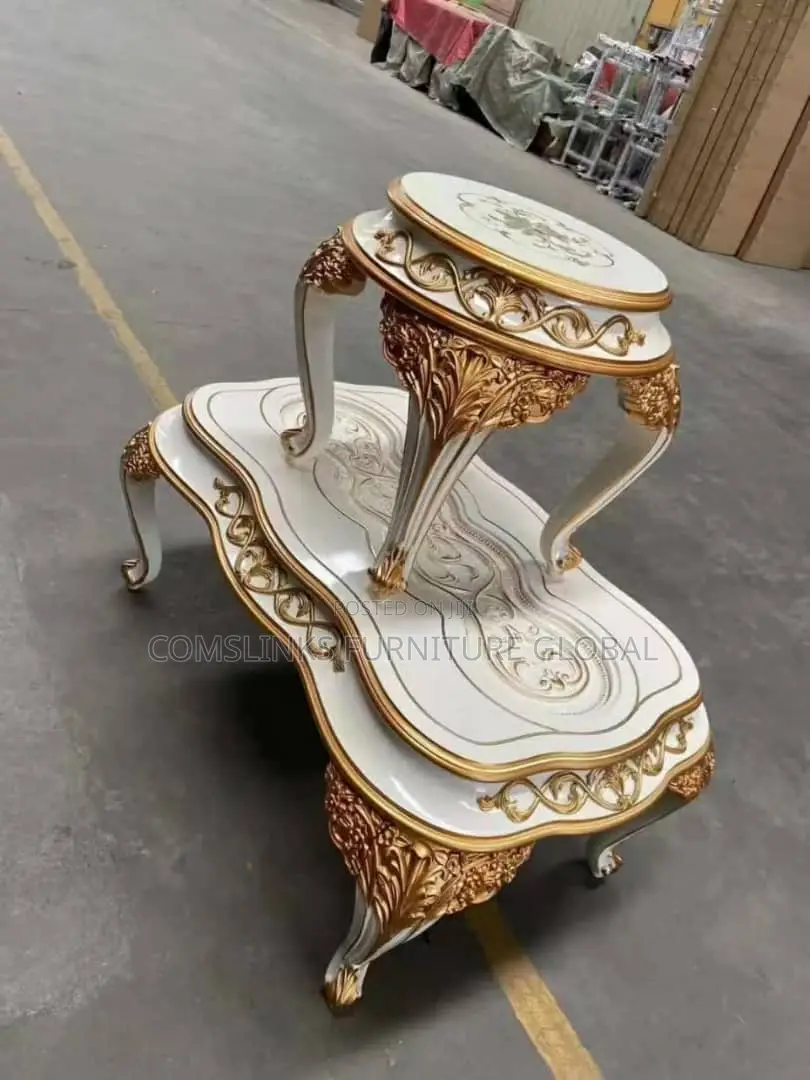 Executive Adjustable Center Table