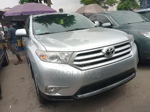 Toyota Highlander Limited 2011 Silver