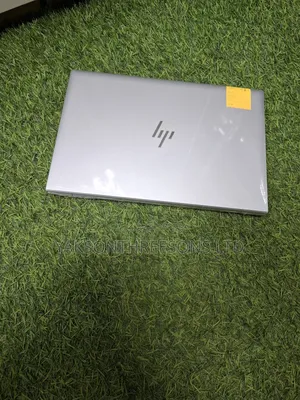 Laptop HP EliteBook 830 G7 8GB Intel Core i5 SSD 256GB
