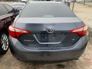 Toyota Corolla LE 4dr Sedan (1.8L 4cyl CVT) 2015 Gray