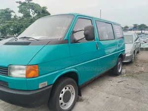 Volkswagen Transporter 2005 Green