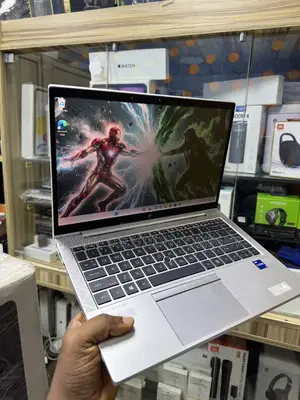 Laptop HP EliteBook 840 G8 16GB Intel Core i7 SSD 256GB