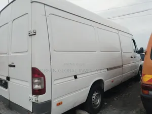 Volkswagen Transporter 2005 White